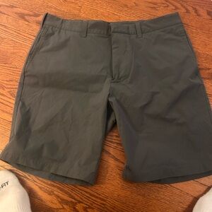 J. Crew Men's Charcoal Flat Front Shorts